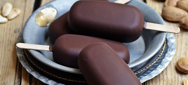 بستنی شکلاتی خانگی